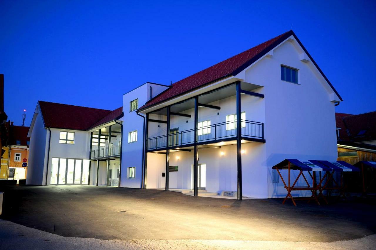 Hostel Ormoz Ngoại thất bức ảnh