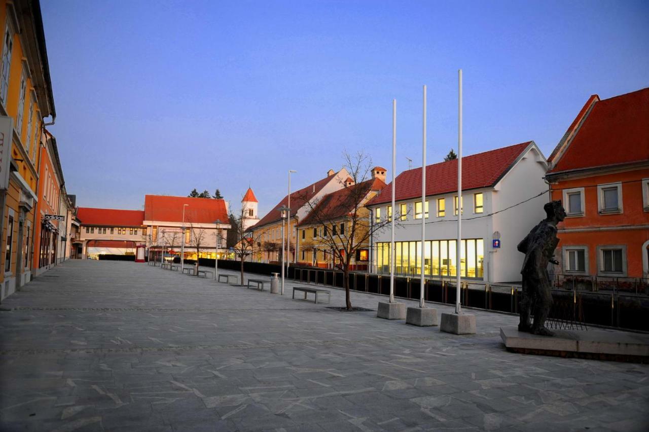 Hostel Ormoz Ngoại thất bức ảnh