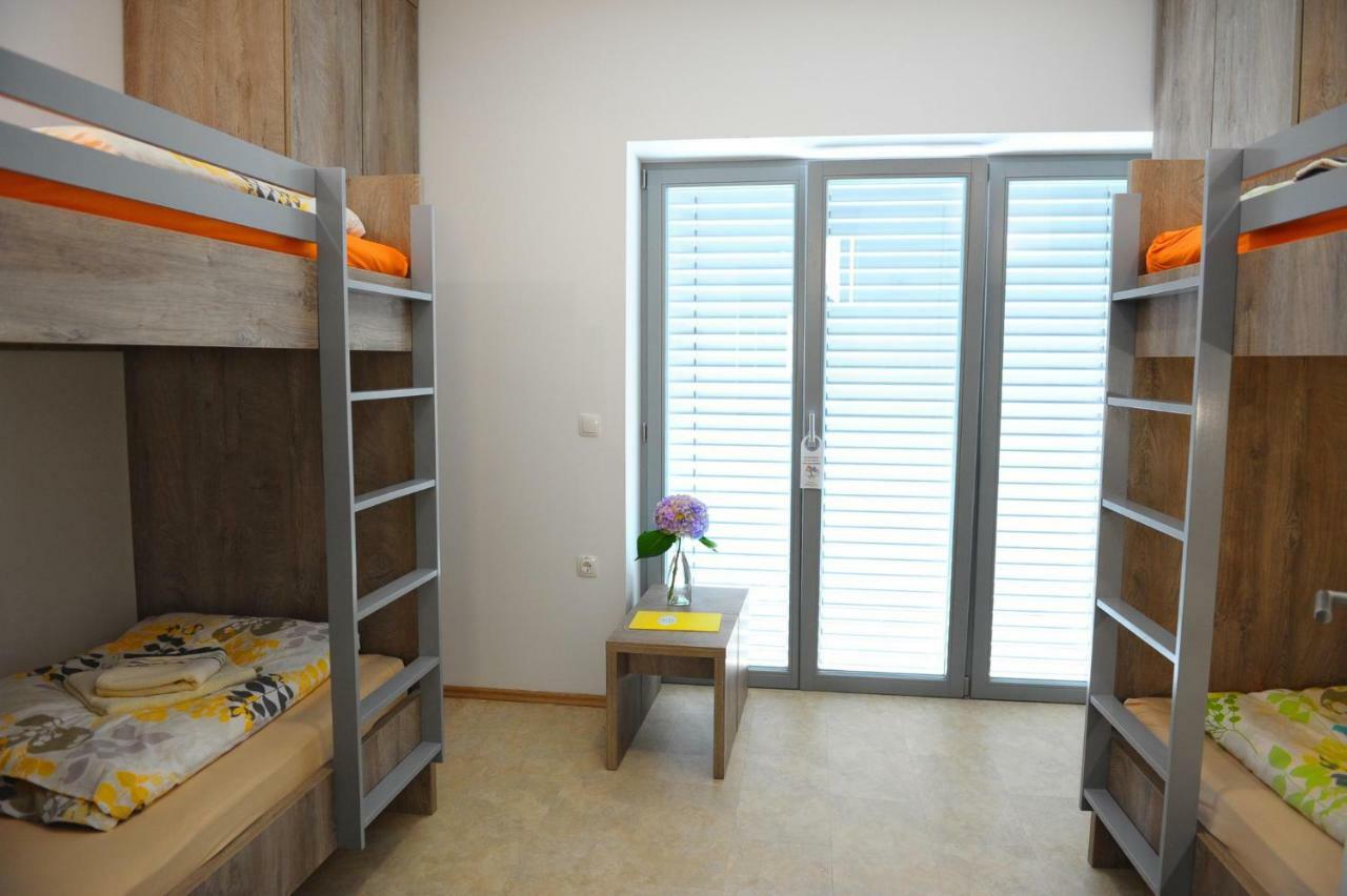 Hostel Ormoz Ngoại thất bức ảnh