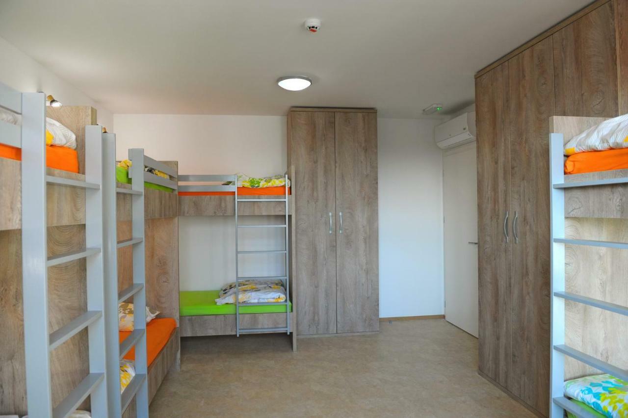Hostel Ormoz Ngoại thất bức ảnh