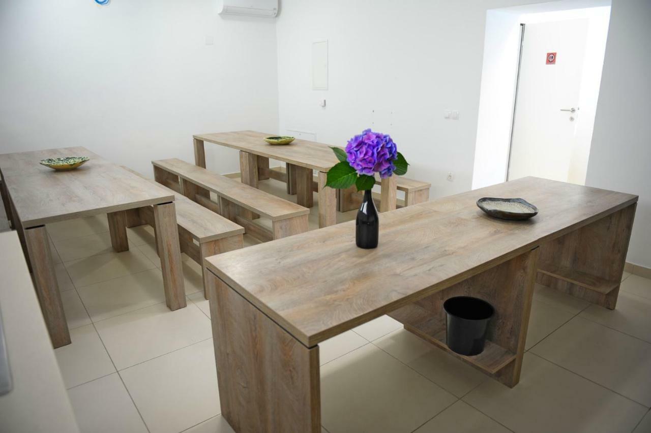 Hostel Ormoz Ngoại thất bức ảnh